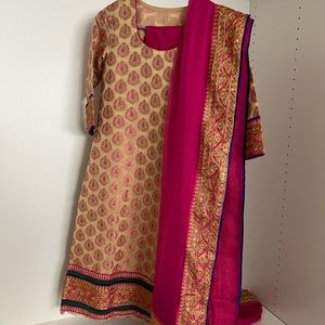 Simple salwar